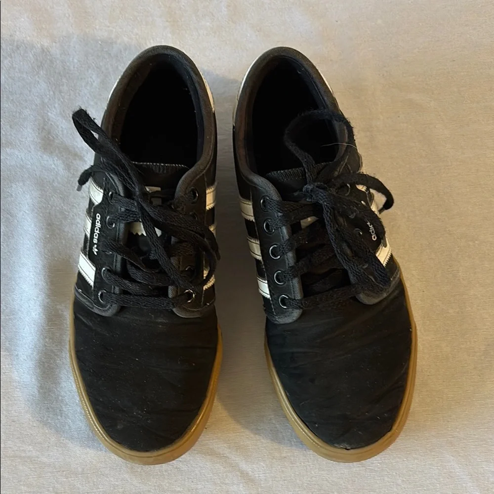 Adidas Black and White Low-Top Sneakers with Signature Stripes SIZE 4